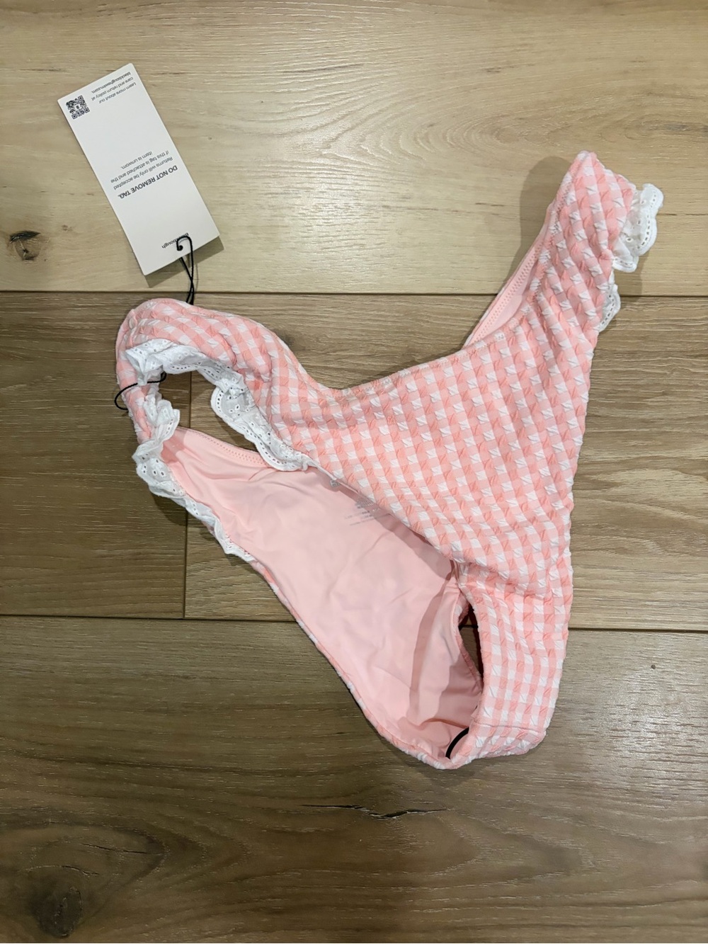 Blackbough Candice Ruffled Cheeky Bottoms / Picnic Basket